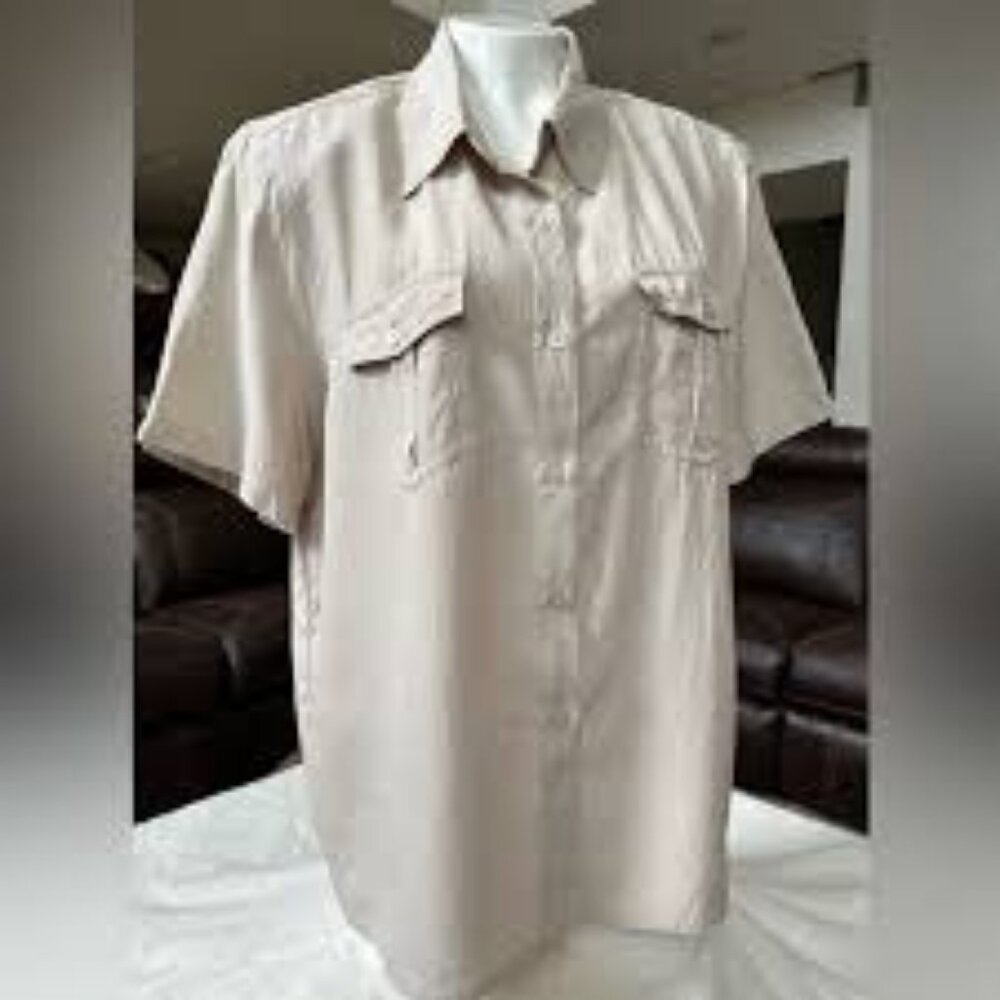 Laura Scott Women's Cream Silk Blouse Size L short sleeve